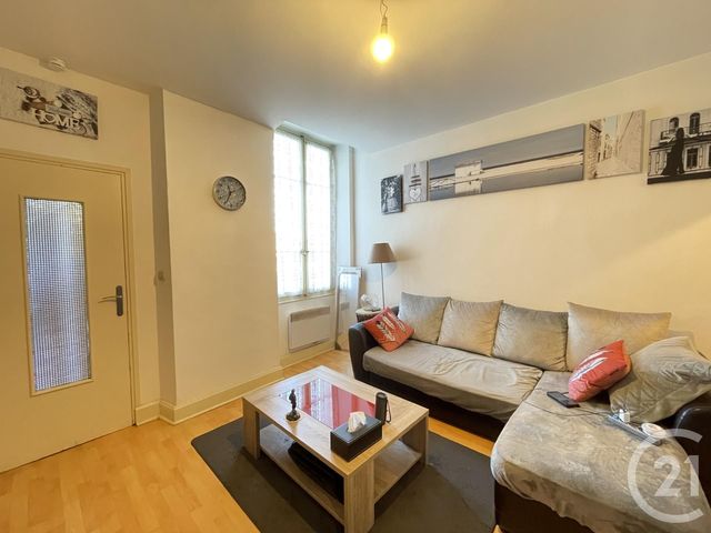 Appartement T2 à louer - 2 pièces - 53.0 m2 - GRAULHET - 81 - MIDI-PYRENEES - Century 21 Sg Immo