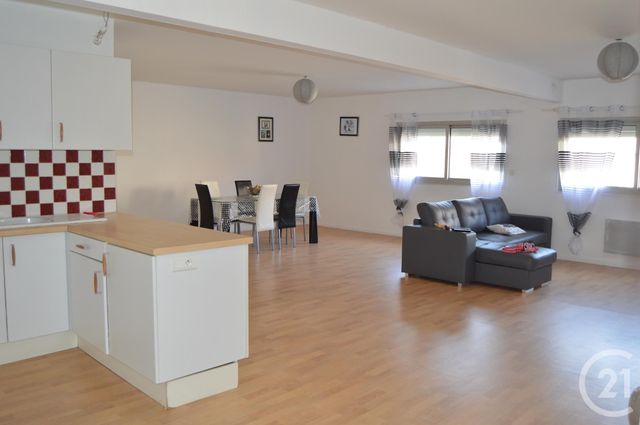 Appartement T3 à louer - 3 pièces - 92.0 m2 - GRAULHET - 81 - MIDI-PYRENEES - Century 21 Sg Immo