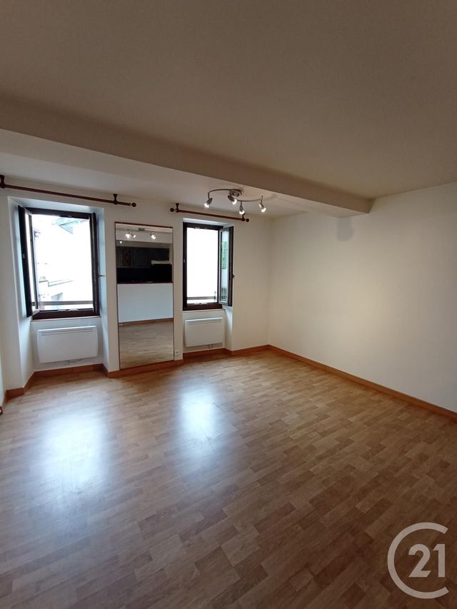 Appartement à louer - 3 pièces - 45.0 m2 - GRAULHET - 81 - MIDI-PYRENEES - Century 21 Sg Immo